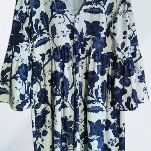 A-Style dress with unique sleeve, cotton, like new
