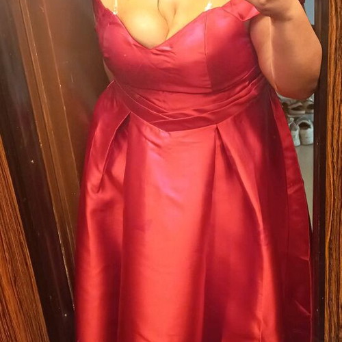 Shein evening dress red like new, size - 30,00 - Vendora.cy Shein evening dress red like new, size - 30,00 - Vendora.cy