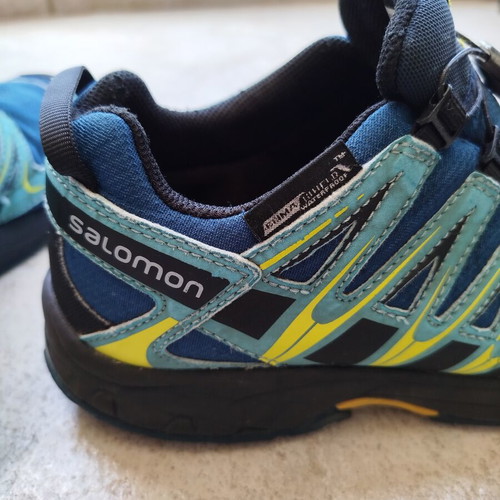 Salomon XA Pro V8 Kids Trail Running Shoes Size 37 Like New