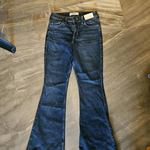 Hollister flare τζιν καινούριο, μέγεθος 6L, μπλε