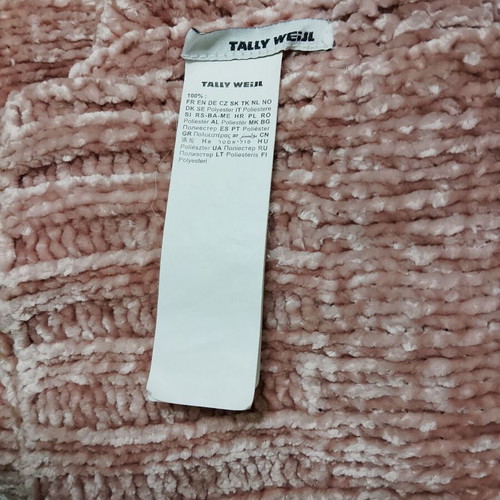 Scarves gloves and beanie used, LC Waikiki one size