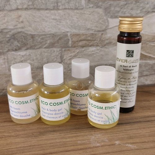 Ecological Italian care products set of 5 like new, travel size