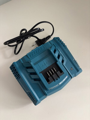 Total TFCLI2003 charger like new for Total P20S 20V batteries