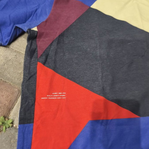 Nike t-shirt used, multicolor, size M