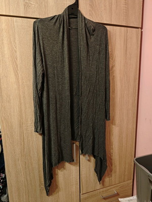 Cardigan with elastic back asymmetrical like new, gray Bill Cost