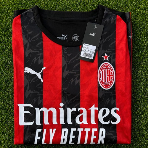 AC Milan 24/25 Jersey Medium, new authentic