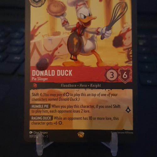 Donald Duck Pie Slinger Legendary Card Disney Lorcana Shimmering Skies like new