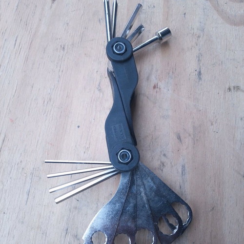 Bicycle multi tool like new, excellent condition