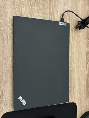 Lenovo ThinkPad T14S Gen2 14" φορητός υπολογιστής, Intel Core i5, 16GB RAM, 256GB NVMe SSD, Windows 11 Pro