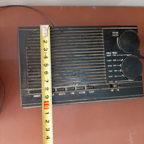 Vintage clock radios from the 70s used, pack of two