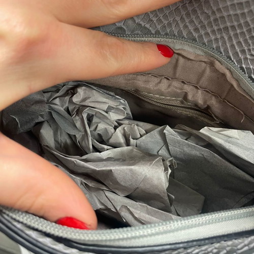 #OFFER New Women's Gray Bag with Crocodile Pattern and Chain Handles