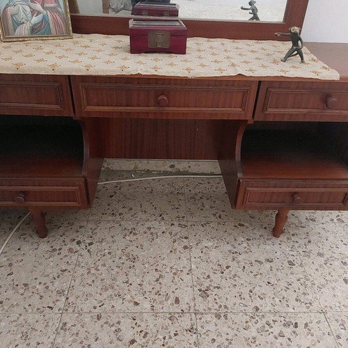 Bedroom vanity used