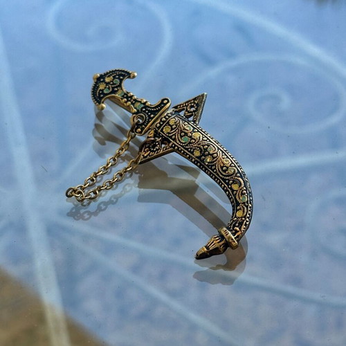 Vintage Toledo Tie Clip with Sword Miniature Damascene used