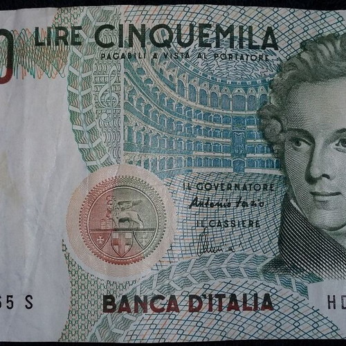 Foreign banknotes used, package all together