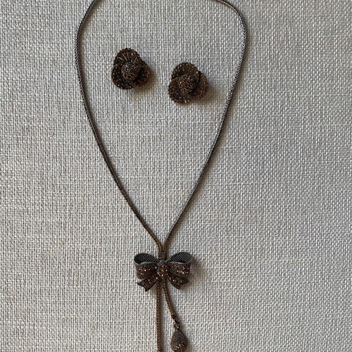 Vintage jewelry set used, necklace and earrings gold-colored