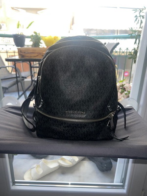 Michael Kors backpack used, black classic design