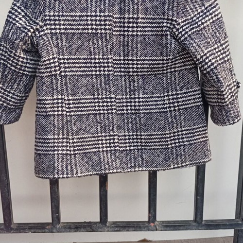 Baby coat size 92 cm Lemon brand like new with pockets