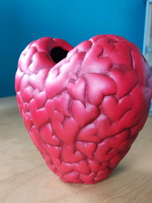 Ceramic vase like new, height 15.5 cm
