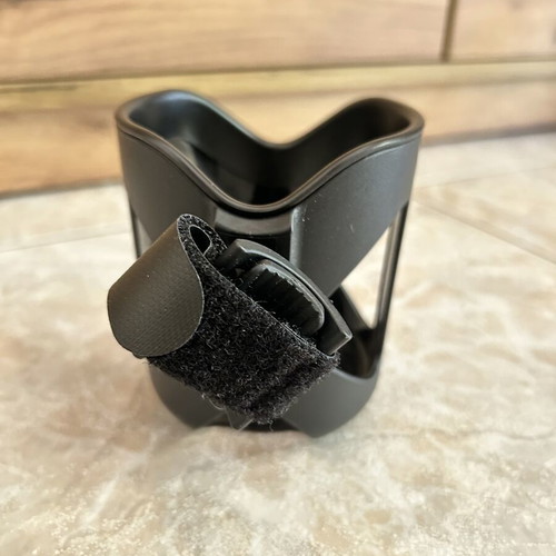 Q Play stroller cup holder like new, black