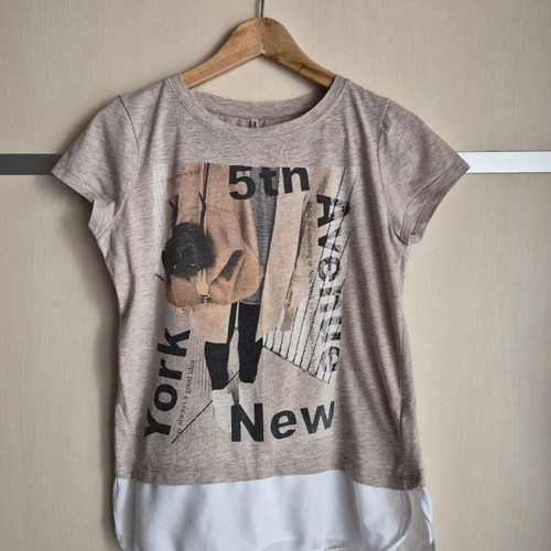 Stradivarius T-shirt used with print and chiffon hem size M