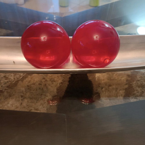 Decorative glass balls like new, set of 2