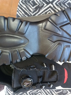 Safety shoes size 46 new, unworn