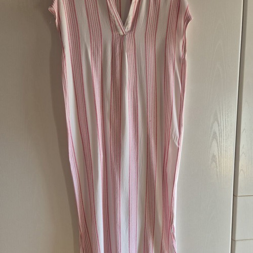Kaftan like new, white and red, size S
