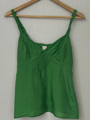 Silk top Rützou like new, size 38, green