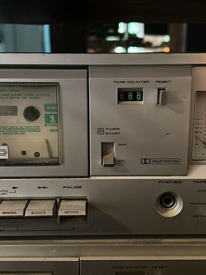 Akai cassette deck used, excellent condition