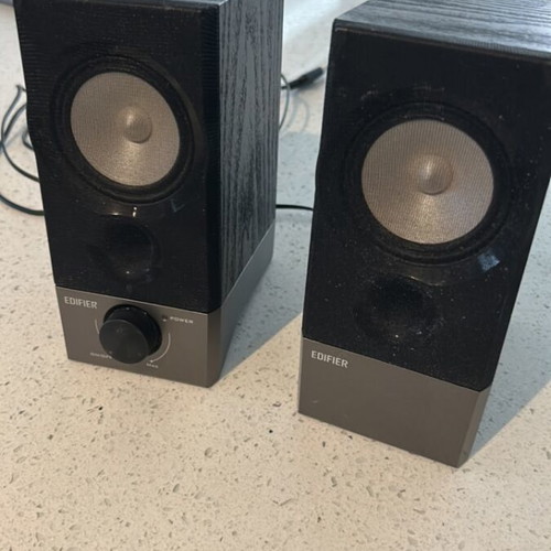 Edifier USB floor speakers used