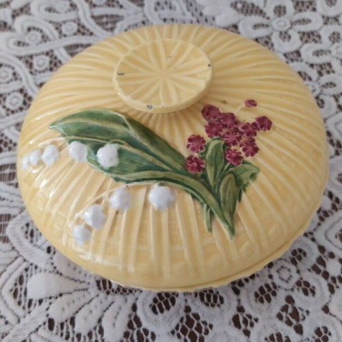 Decorative item used for summer table