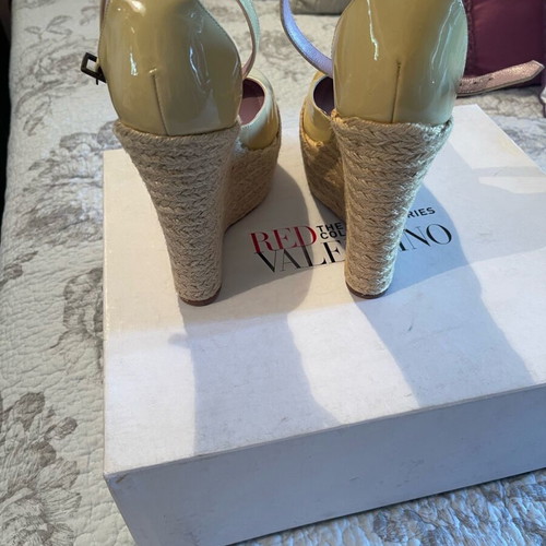 Red Valentino platforms new, leather patent beige, size 40