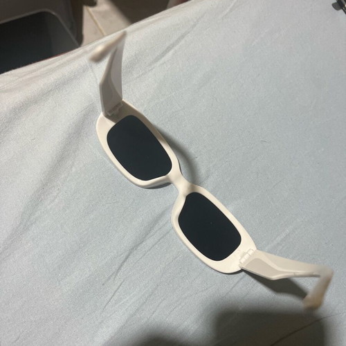 Women’s sunglasses unused, white