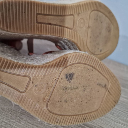 Kanna genuine suede women's wedge platform sandals size 38, like new