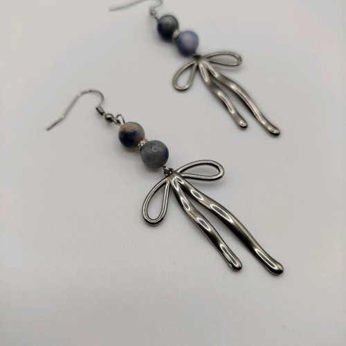 Handmade earrings from sodalite and stainless steel new, blue and silver
