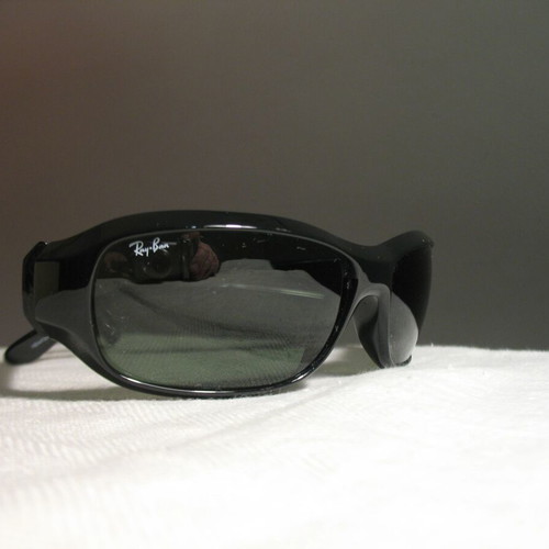 Ray Ban RB4121 men's sunglasses black, like new