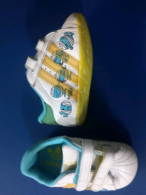 Adidas baby shoes used, soft sole
