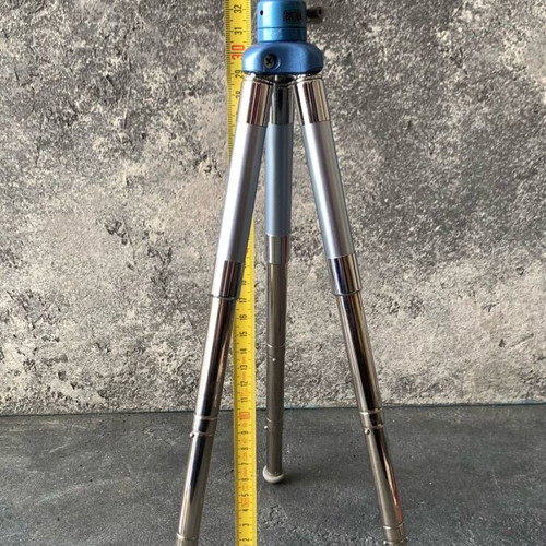 Tripod used, as shown