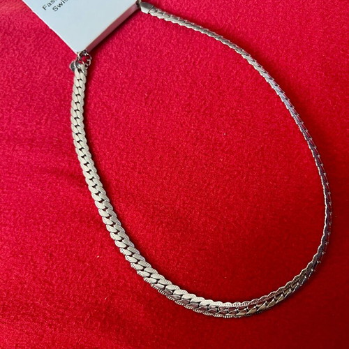 Necklace chain new