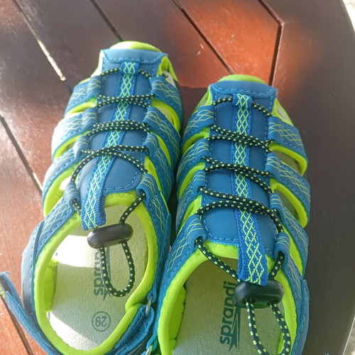 Children's shoes size 29 new