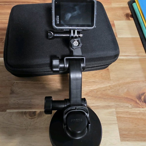 GoPro HERO 12 Black like new, package with accessories and 2 memory cards