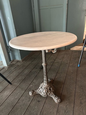 Marble table used with metal base, 60 cm diameter