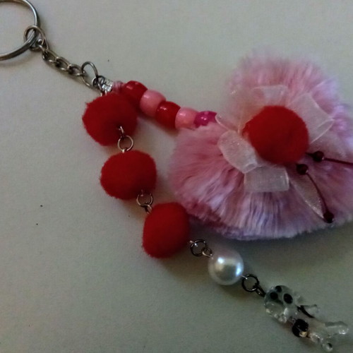 Handmade Valentine's heart keychain pink and red, new