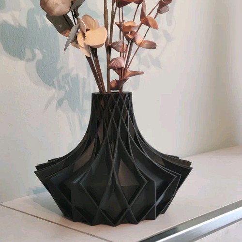 Plant pot new with unique design