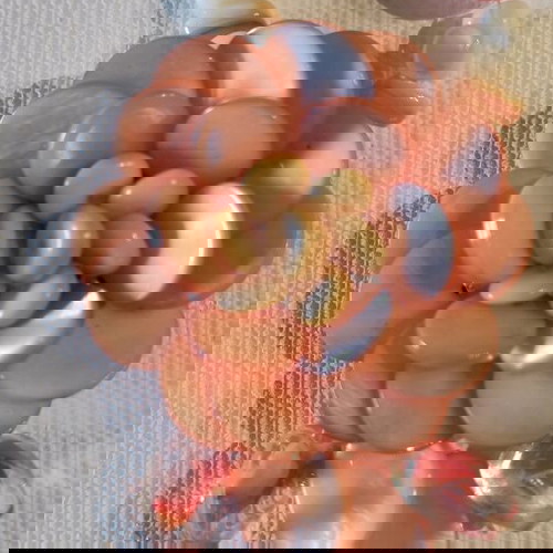 Κολιέ σαν καινούργιο με ροζ χάντρες από σεντέφι και γυάλινες