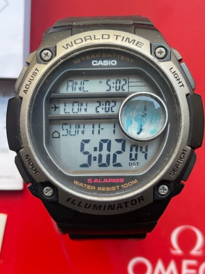 Casio Worldtimer like new with all papers