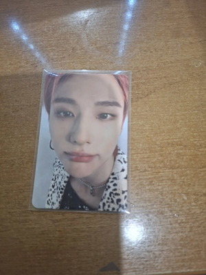 Hyunjin official photocard като нов 5-star