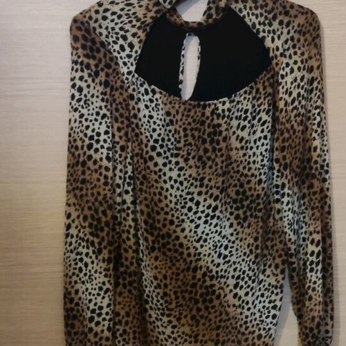 Leopard blouse like new, size S, black and brown