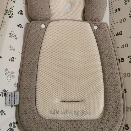 Jane Tangram baby pillow like new double-sided