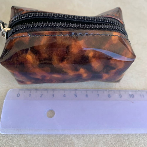 Coin wallet-keyring VERO Leopard waterproof synthetic like new